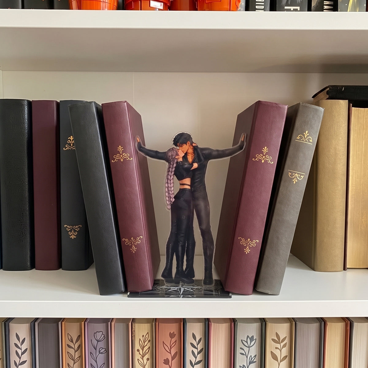 Romantasy Lovers Bookend